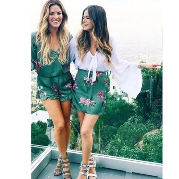 Show Me Your MuMu Laura Flora Huck Green Floral Satin Skirt Small - Picture 1 of 6